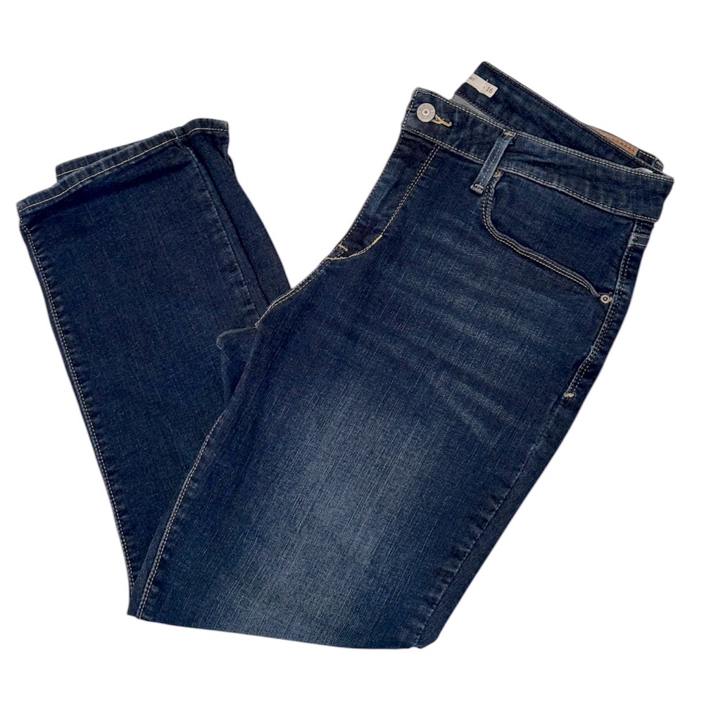 LEVI’S Mid Rise Skinny Dark Wash Jeans Size 16